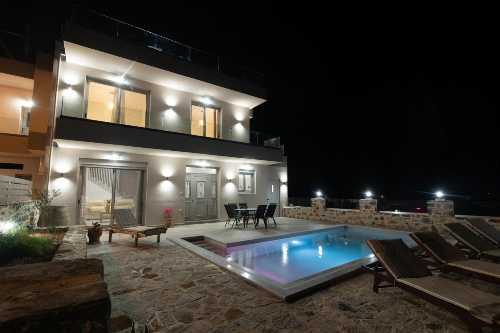 Villa Paradise Antiskari Exterior photo